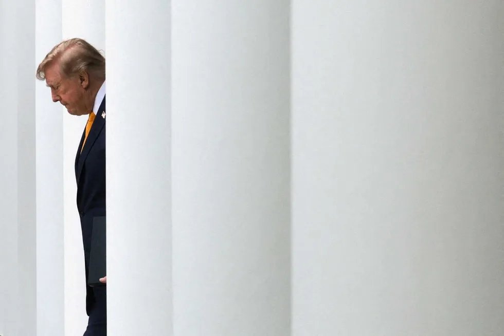 Trump Drains Oil Reserves to 40-Year Low Amid Iran War