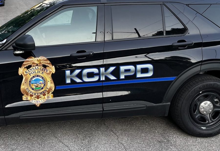 2 dead, 1 injured after shooting in Kansas City, Kansas Saturday