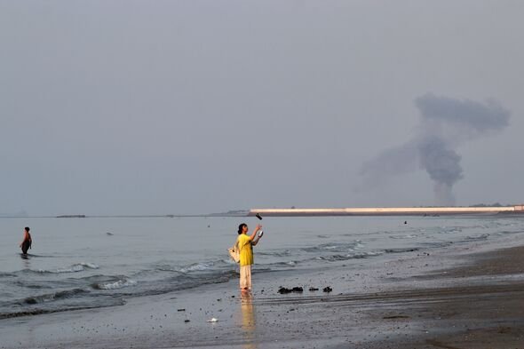 US Strikes Iran as Ceasefire Deal Collapses