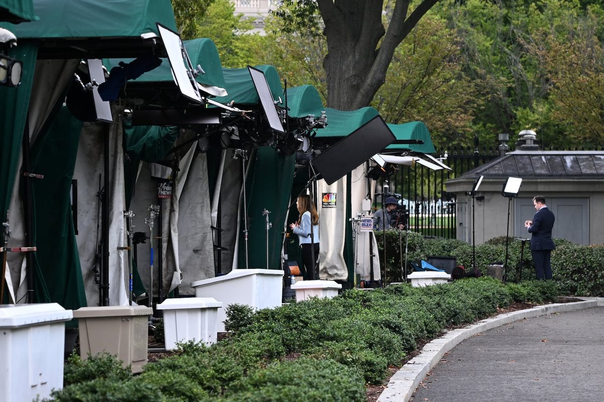 Trump inaugurates new White House helipad, but networks skip coverage during First Amendment fight