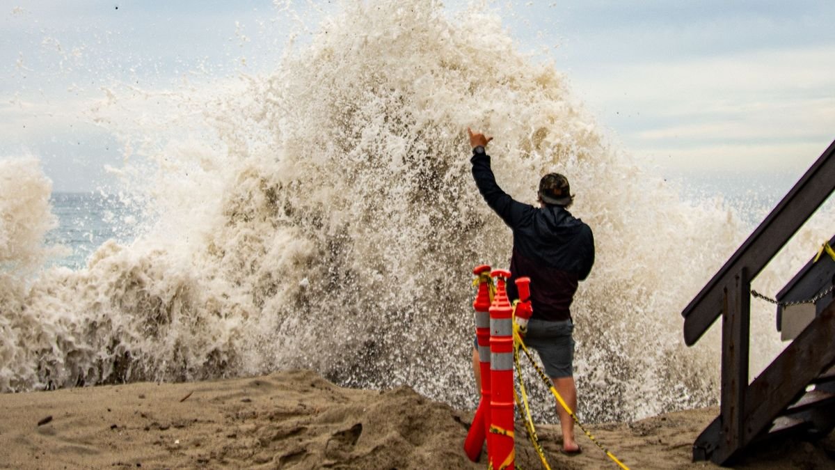 Hurricane tears through US with horror 120mph winds and three confirmed dead