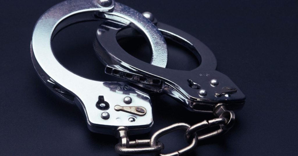 Two Arrested After Breaking Into Davenport Apartment