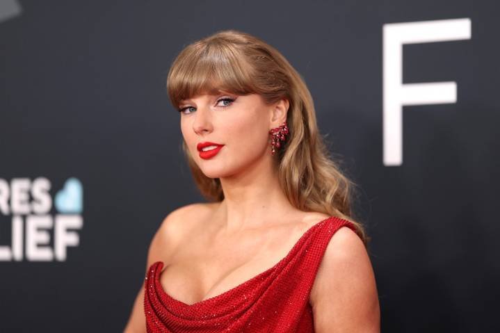 The Sentence That Allegedly Inspired Taylor Swift's New Song 'Patient Zero'