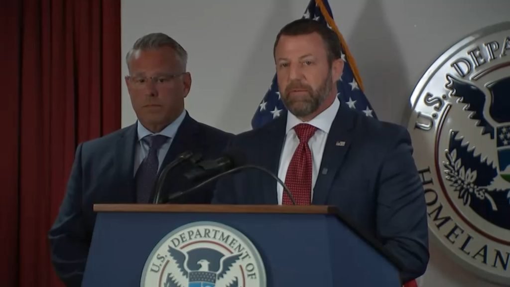 NY Governor Hochul Criticizes Federal Immigration Arrests as Misguided