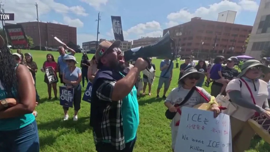 Protests Erupt in Dozen Cities Over ICE Killings