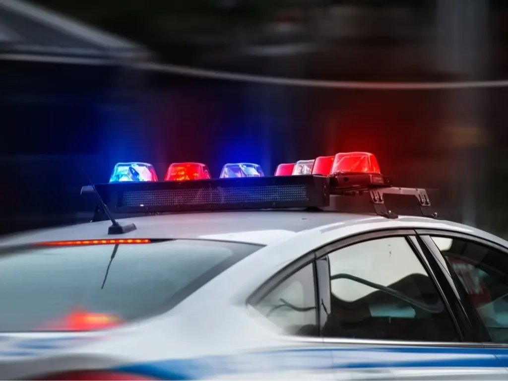 Man kills woman, himself in Tampa home with kids there