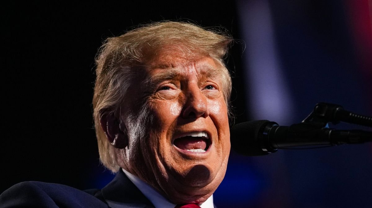 Republicans headed for loss in Alaska as Trump prepares for midterm 'bloodbath'