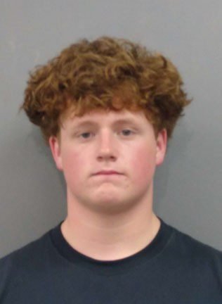 Kim Zolciak’s teen son fights to leave jail