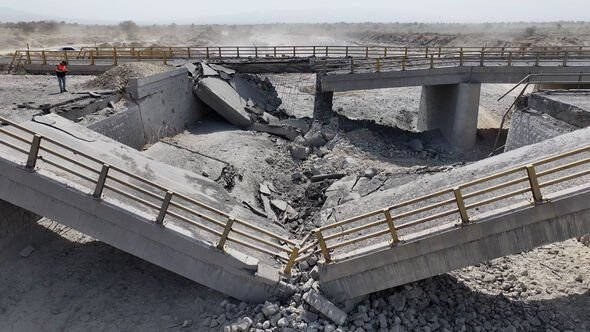 Trump Strikes Iran Port as Ceasefire Collapses