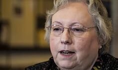 Nurse kills hammer-wielding hitman her husband hired