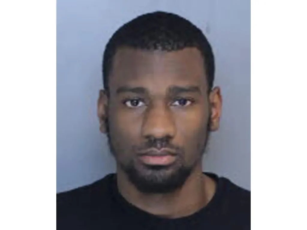 Burglar Googled If Gloves Hide Fingerprints