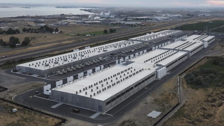 Kotek Backs Local Data Center Bans in Oregon