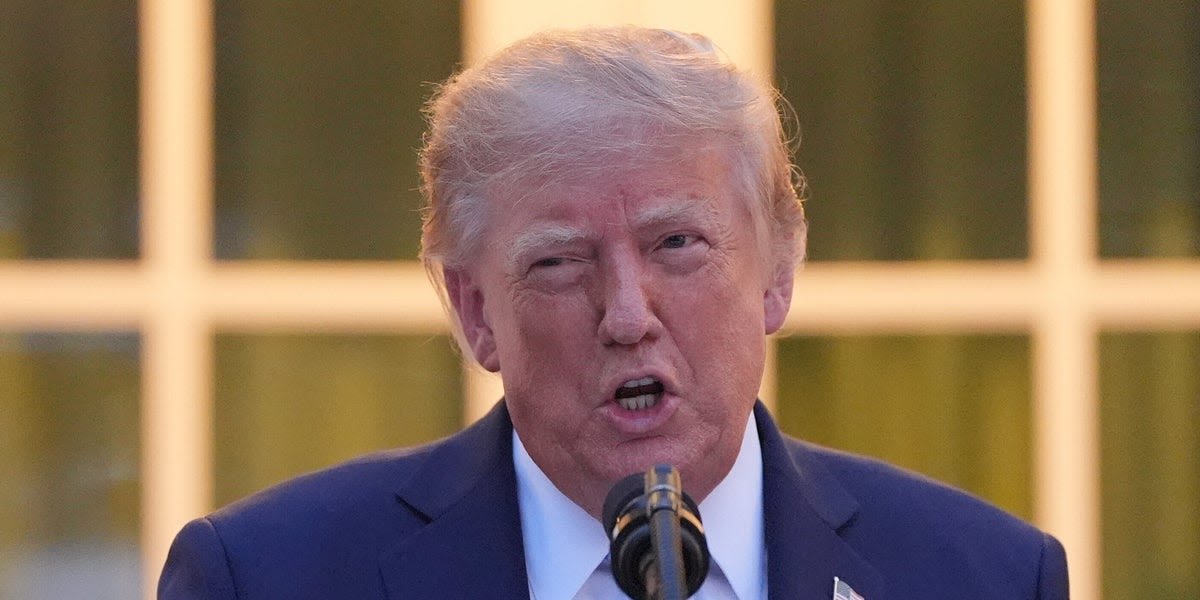 Former Trump White House lawyer Ty Cobb warns the president 'is gonna become increasingly desperate' as the midterm elections approach