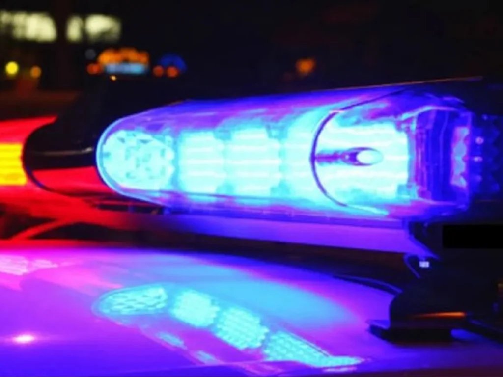 Officer shoots wanted man at traffic stop