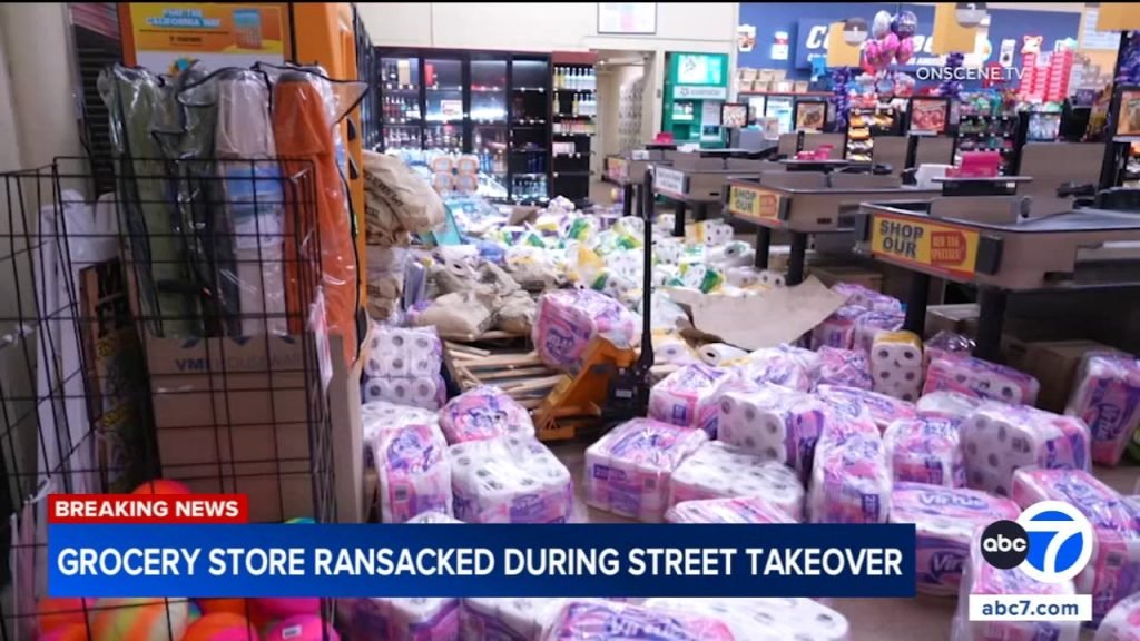 20 people loot grocery store during street takeover
