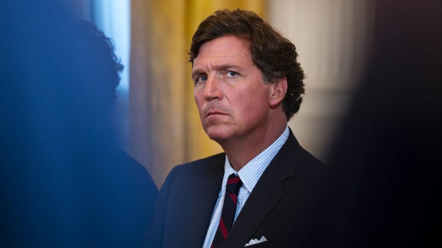 Vance Defends Friendship With Carlson Despite Criticism