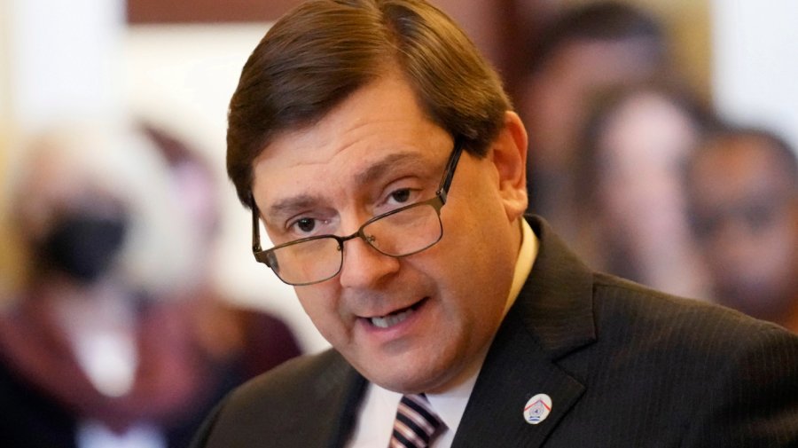 Troy Jackson’s Past Could Hand Maine to Collins