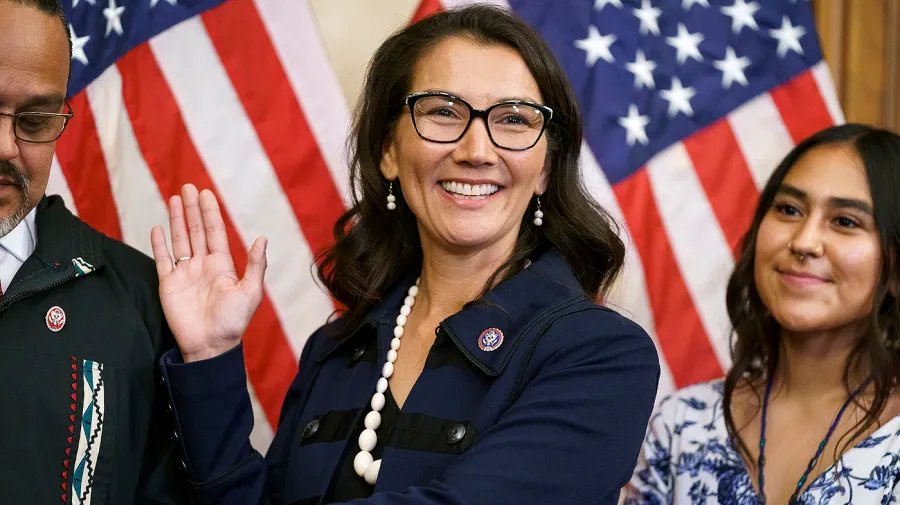 Peltola Rejects Harris Endorsement Before Alaska Primary