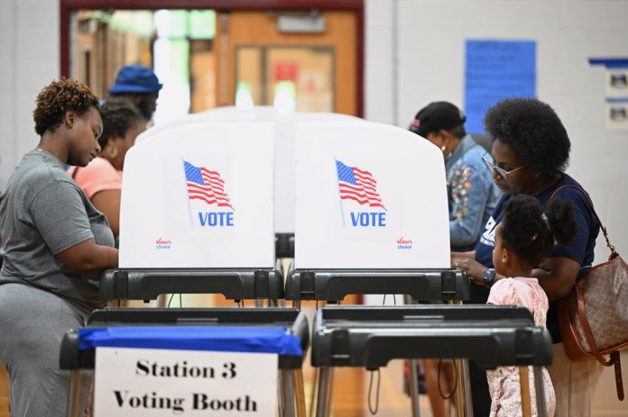 Wisconsin Democrats Push to Recast 80K Ballots