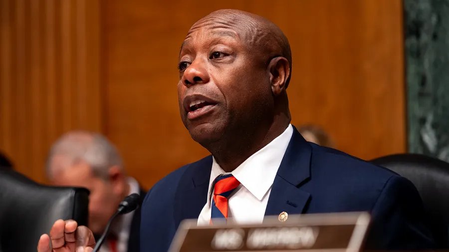 Tim Scott Defends Graham After Debate Stumble