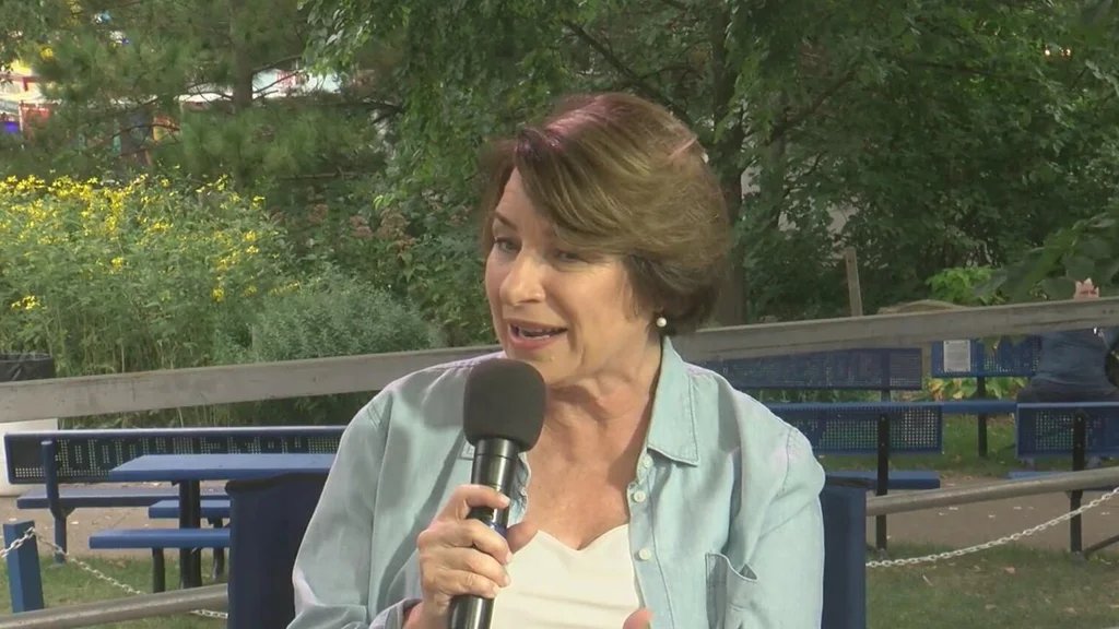 Klobuchar Pushes Back on Fraud Attack in Governor Race