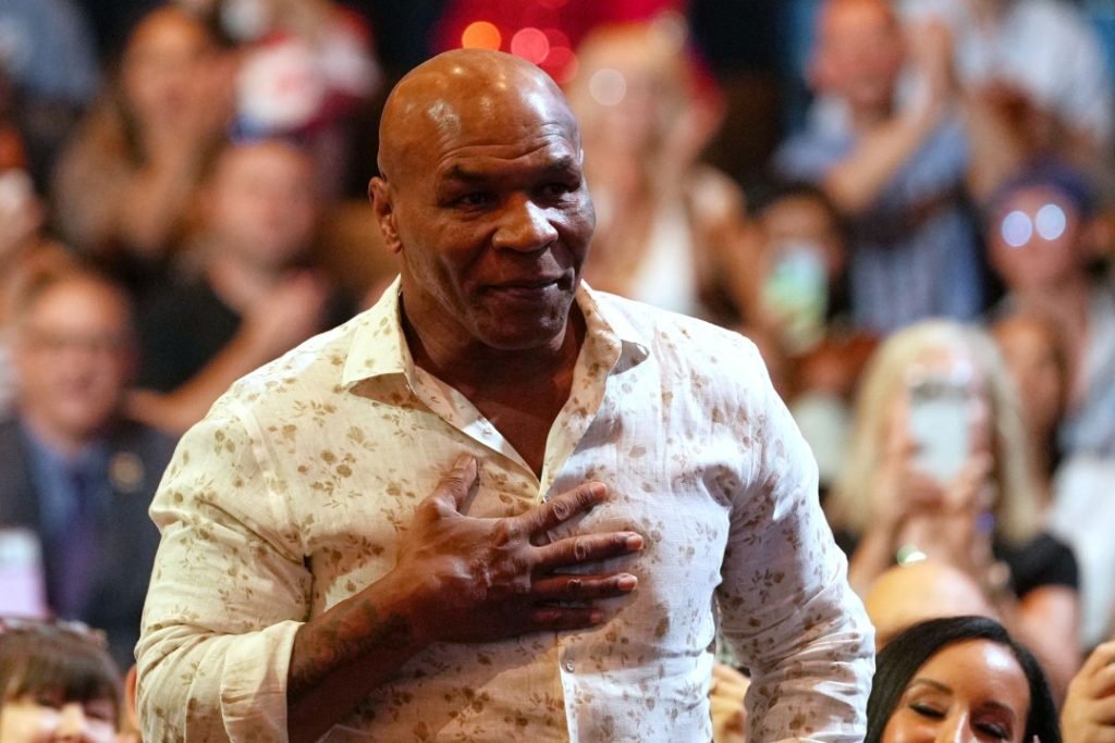 Mike Tyson Hand-Delivers Sean Combs’ Pardon Plea to Trump
