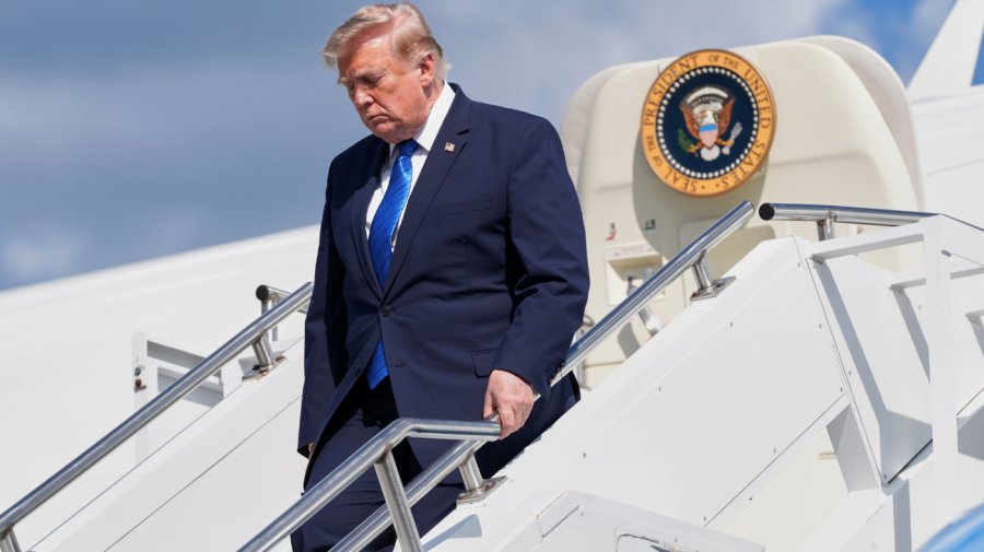 Trump Weighs Ground War Options Against Iran
