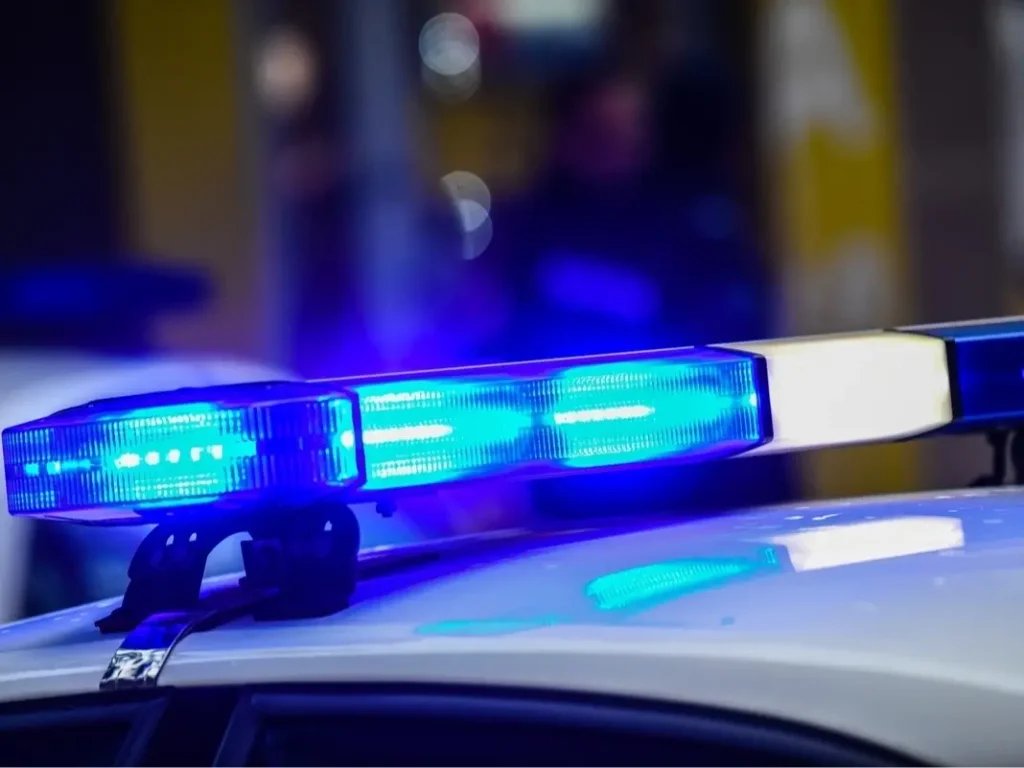 Teen Stabbed at Mall Restaurant—Suspect Still Being Sought