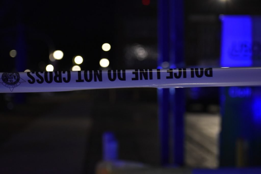 Man shot in back, killed in Logan Square