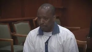 Ex-deputy admits sex on duty; 2 convictions dropped