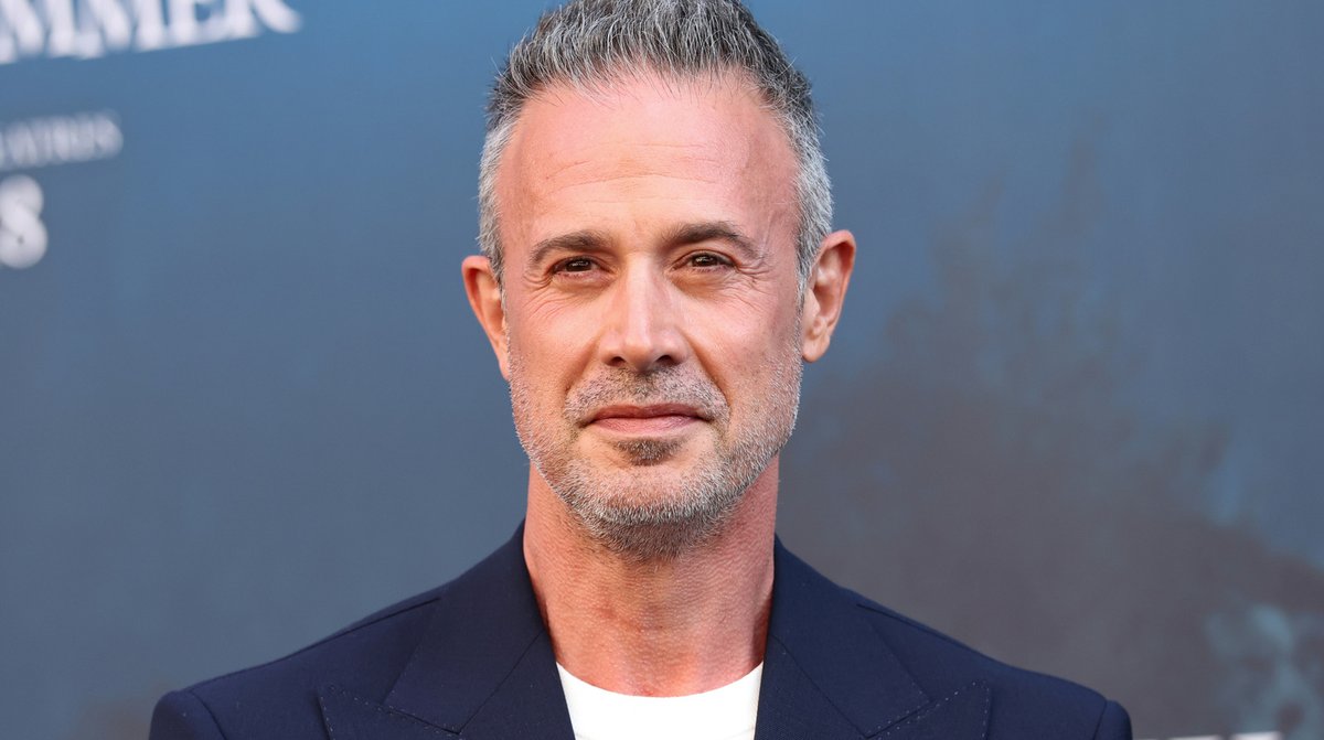 Freddie Prinze Jr. Made His Acting Debut On Family Matters (And Hated It)