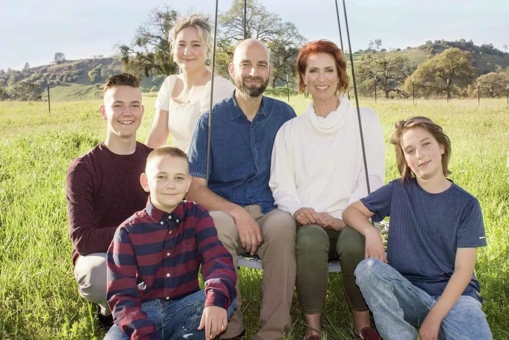 Flight instructor’s family of 4 killed in California plane crash