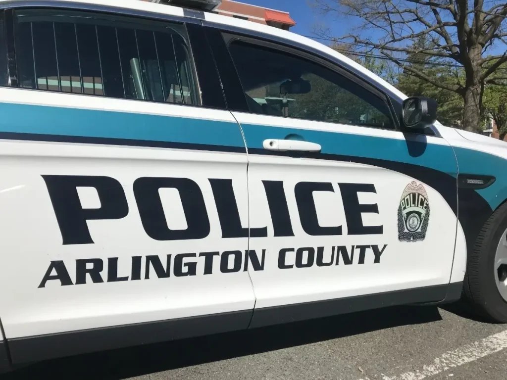 4 Charged in Arlington Business Break-In