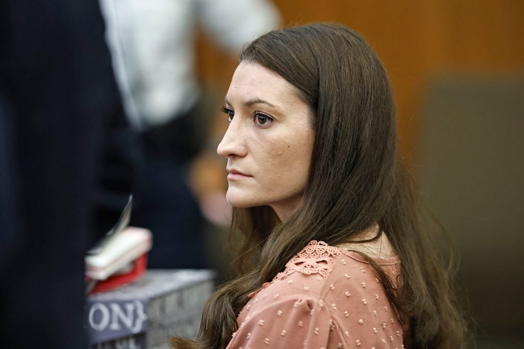 Mother Accused of Strangling 3 Kids; Jury to Decide