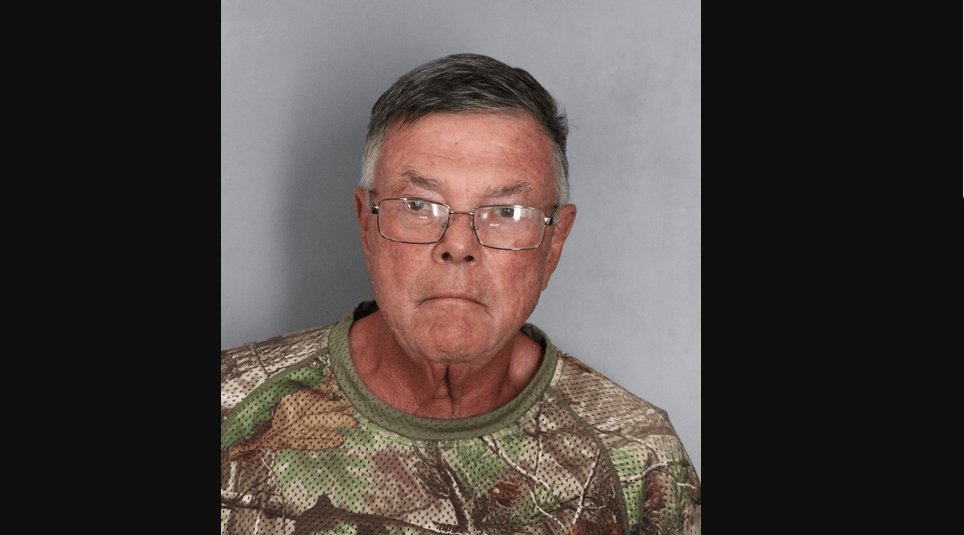 74-year-old hunter charged after fatally shooting woman he believed was a deer: Police