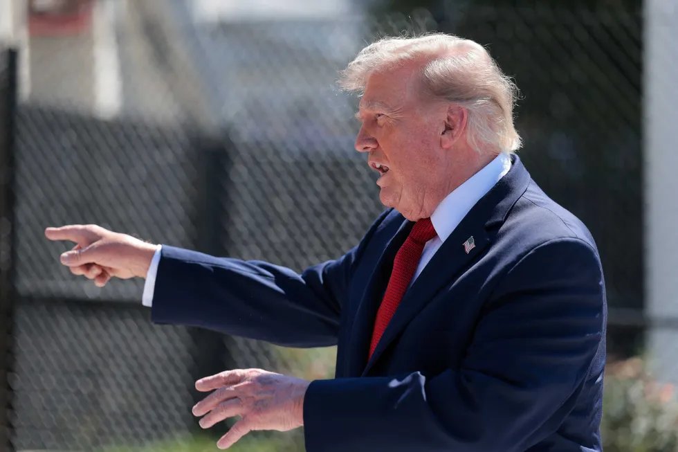 Trump Goes on Rambling Rant About Helipad and Grass