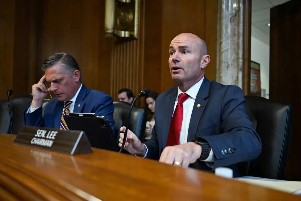 GOP Senator Mike Lee Called “Demoralizing” to Party