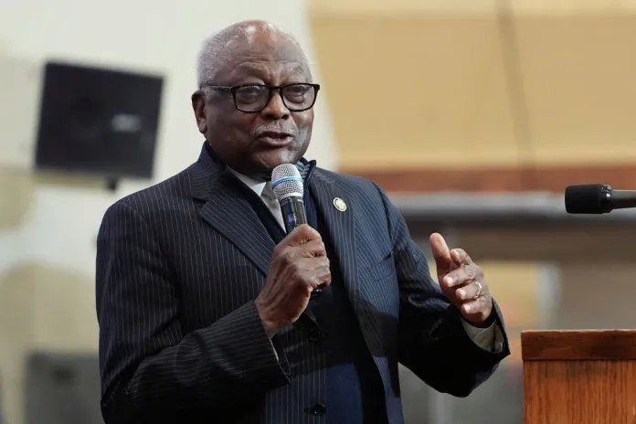 Clyburn Backs Expanding Supreme Court to 13 Justices
