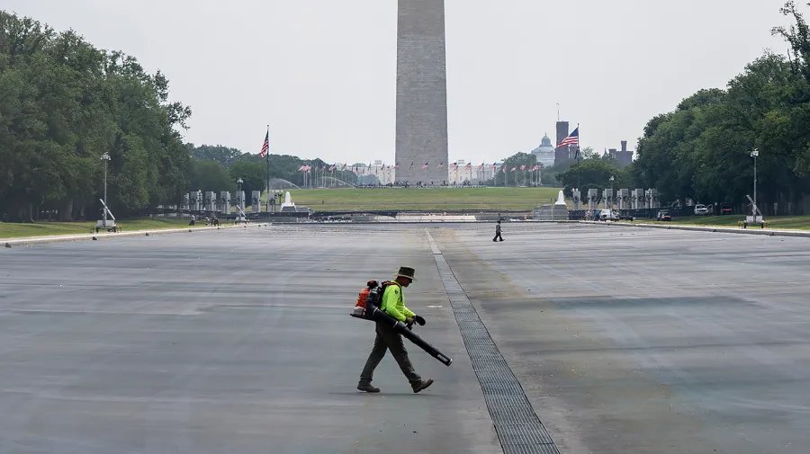 Poll: 2 in 3 Americans Oppose Trump’s DC Renovations