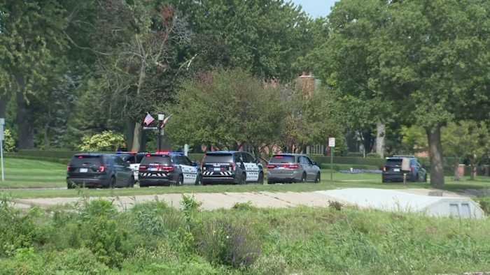 Body found in Lake St. Clair: Missing person case