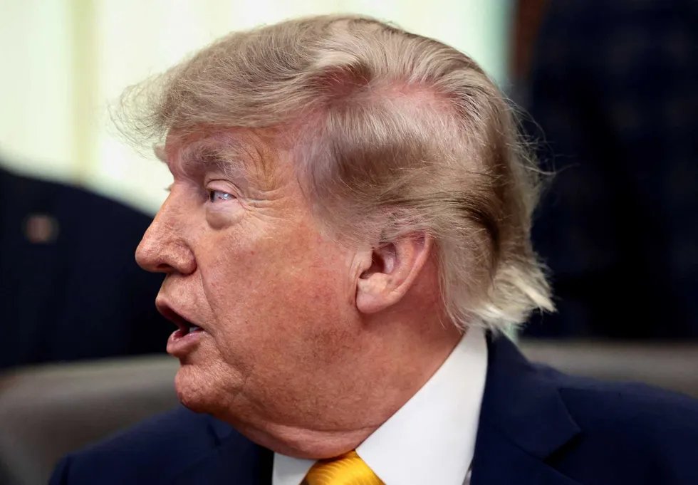 Trump Defies Court Order on Birthright Citizenship