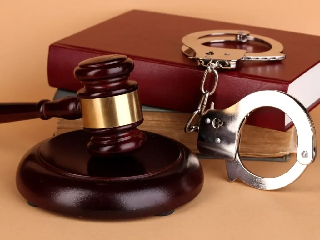 Man arrested for mailing death threat to mosque