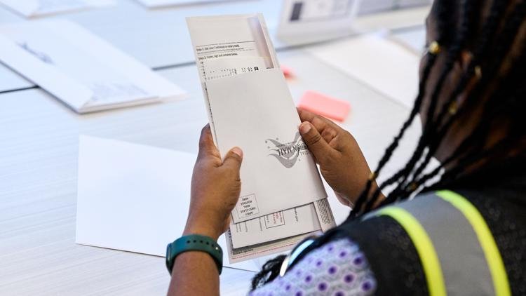 Trump Order Creates Mail Ballot Chaos Days Before Election