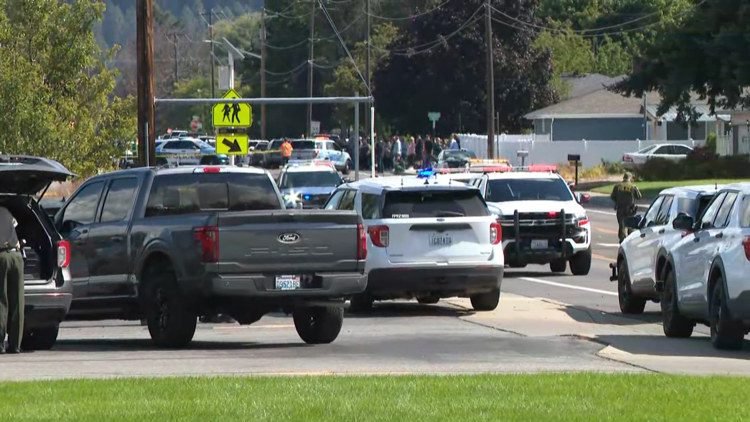 Deputy shoots suspect outside Washington middle school