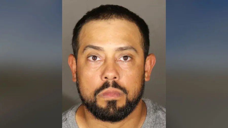 Man arrested for taking inappropriate photos at Burbank store