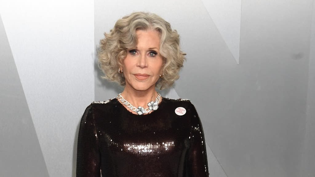 Jane Fonda Reveals Dolly Parton’s Lasting Impact on Her Life