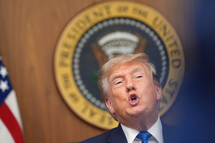Trump Orders Strikes on Iran Energy Sites This Weekend