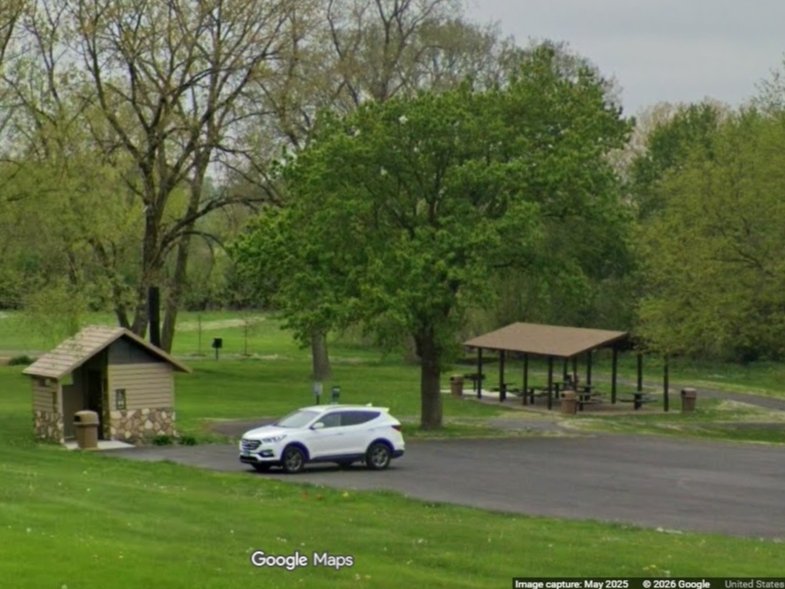 Teen dies from park shooting; gunman still at large