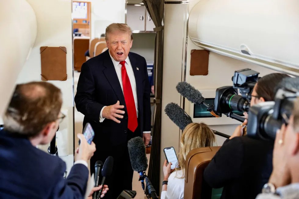 Trump Plans Major Iran Attacks Despite Staff Warnings