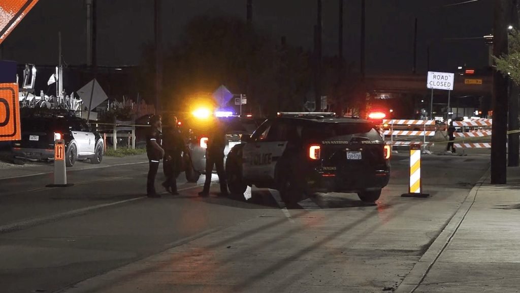 18-Year-Old Shot Near Motel South of Downtown